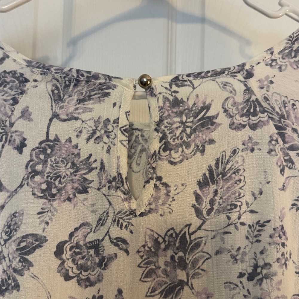 Papermoon Lavender and White Floral Blouse - Picture 6 of 8